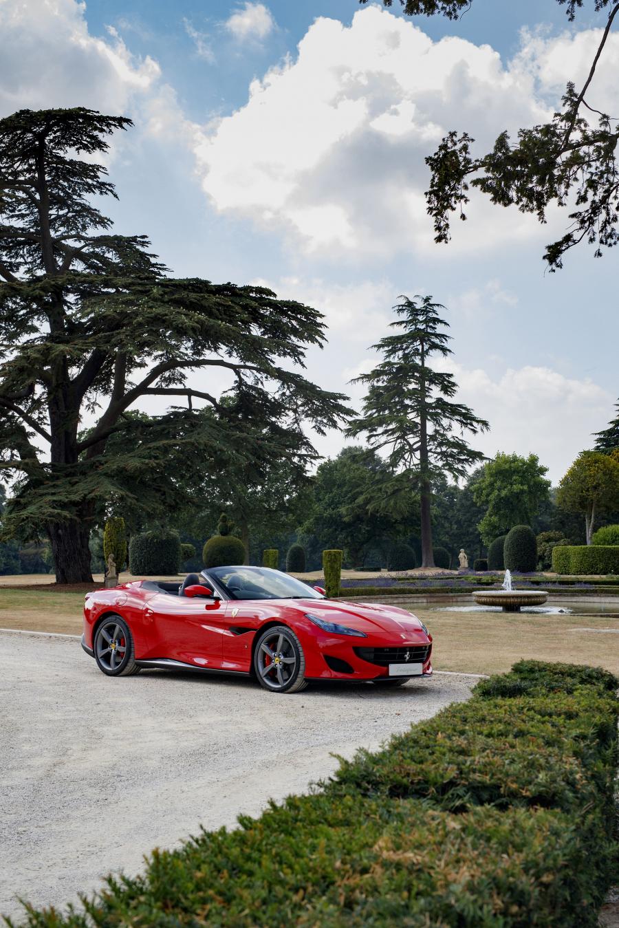  Ferrari Portofino 2018 года  (UK) (фото 2 из 25)